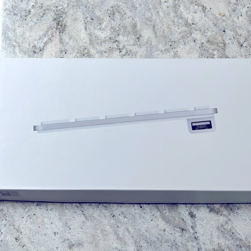 Apple large keyboard (corded) with usb end